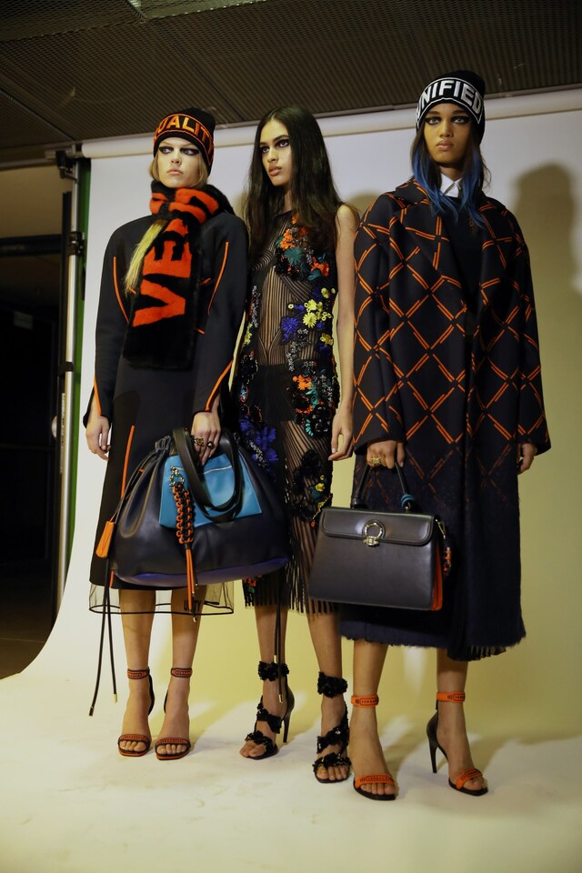 Versace AW17 womenswear milan mfw dazed 7