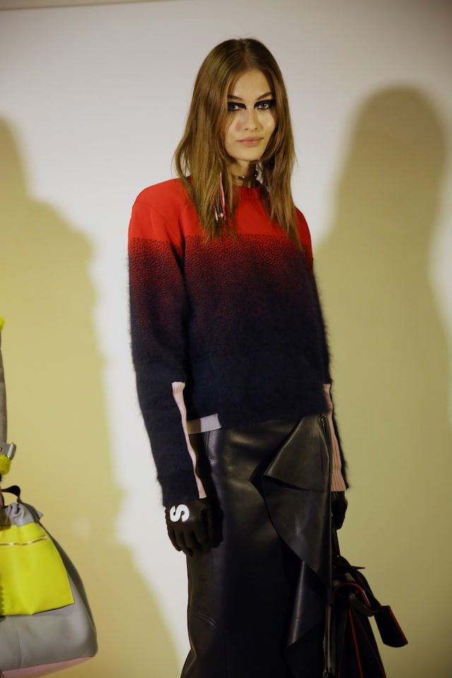 Versace AW17 womenswear milan mfw dazed 12