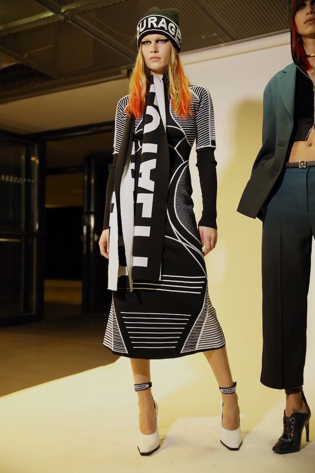 Versace AW17 womenswear milan mfw dazed 16