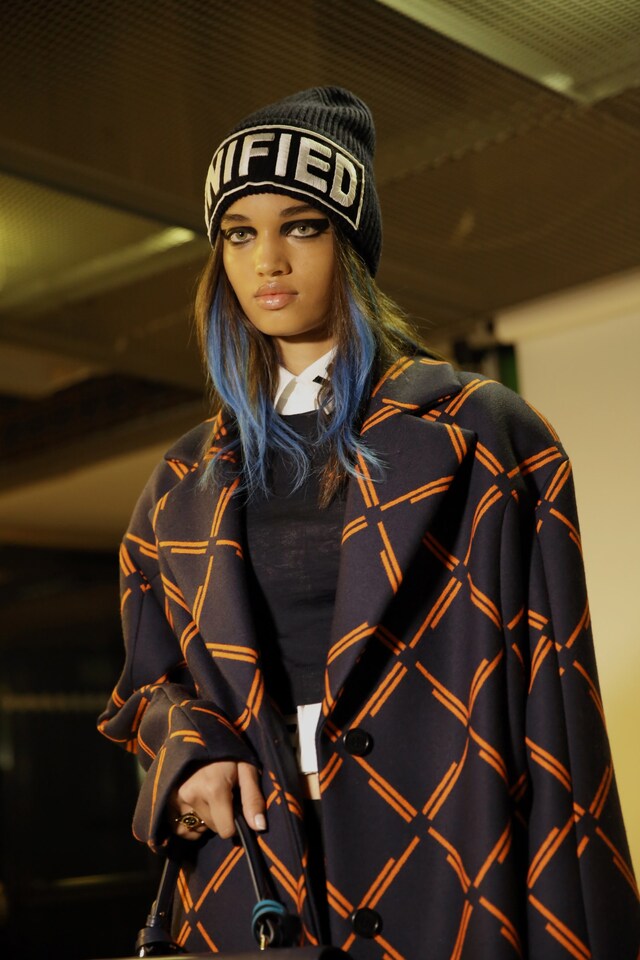 Versace AW17 womenswear milan mfw dazed 19