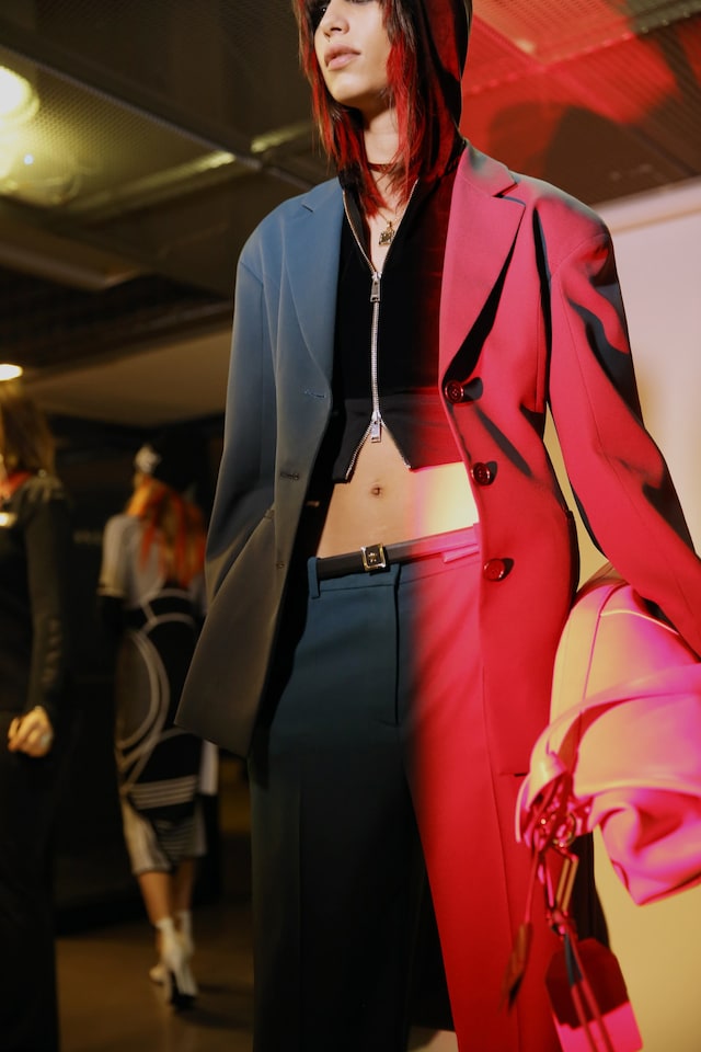 Versace AW17 womenswear milan mfw dazed 30