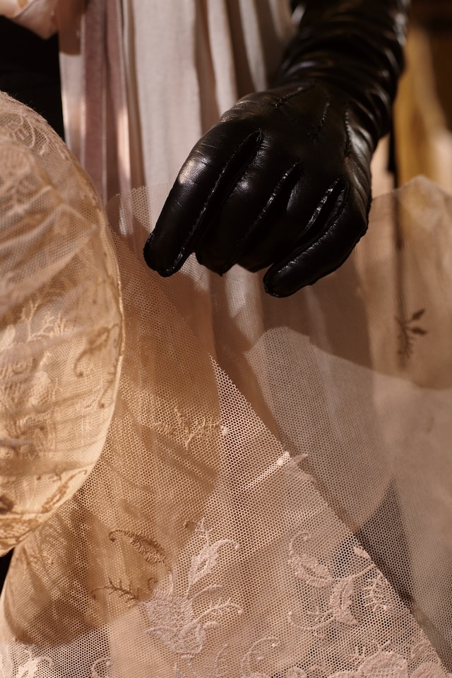 Ann Demeulemeester AW17 womenswear paris dazed 34