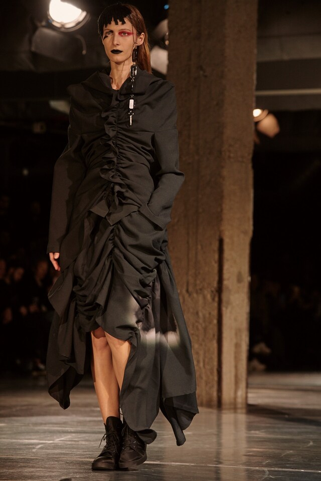 Yohji Yamamoto AW17 womenswear paris dazed 3