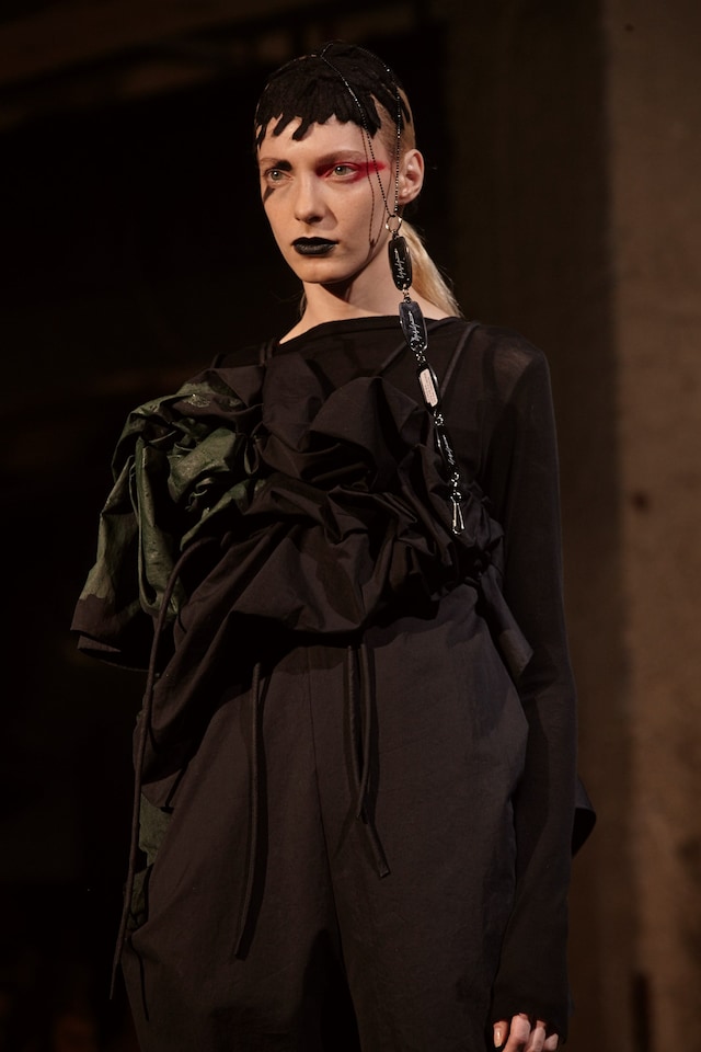 Yohji Yamamoto AW17 womenswear paris dazed 10