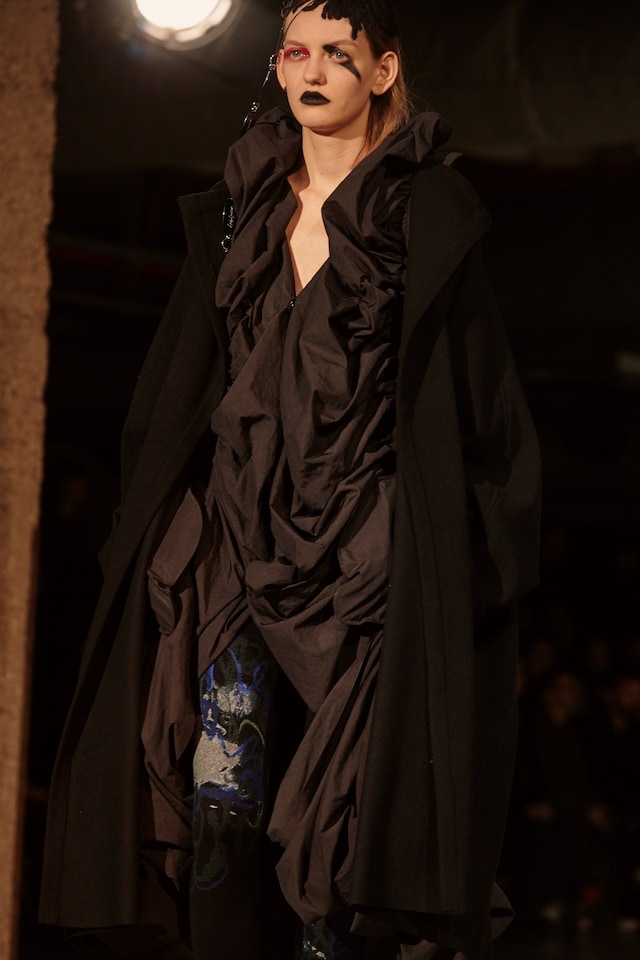 Yohji Yamamoto AW17 womenswear paris dazed 12