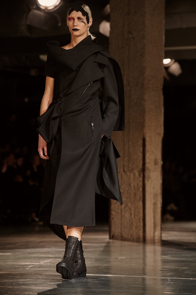Yohji Yamamoto AW17 womenswear paris dazed 13