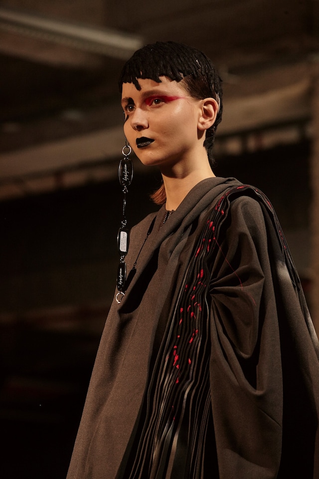 Yohji Yamamoto AW17 womenswear paris dazed 21