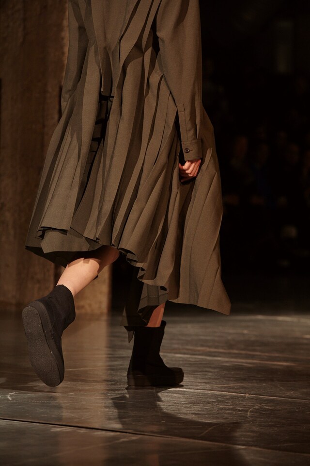 Yohji Yamamoto AW17 womenswear paris dazed 35