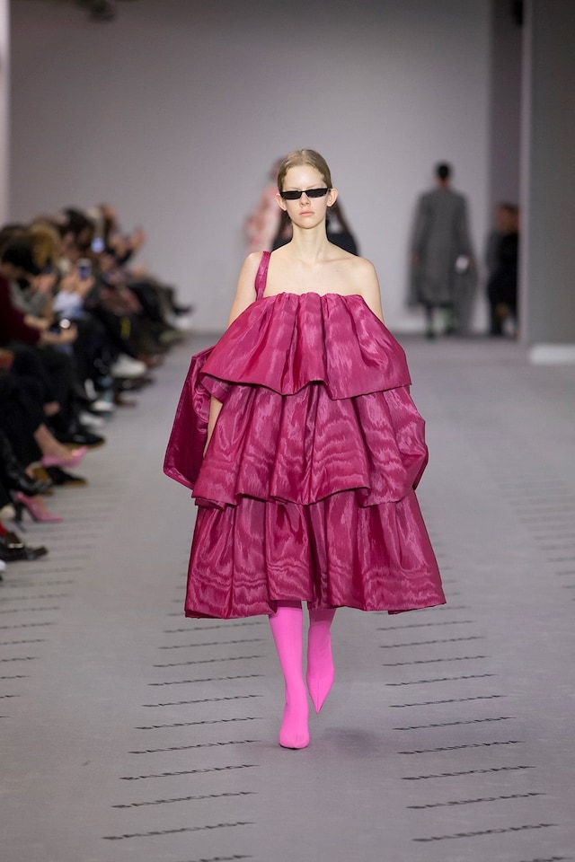 Balenciaga AW17 womenswear paris dazed 4