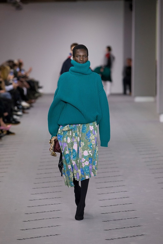 Balenciaga AW17 womenswear paris dazed 17