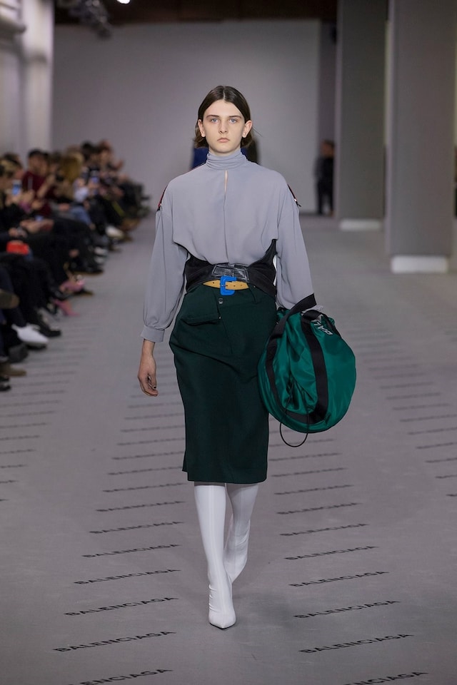 Balenciaga AW17 womenswear paris dazed 20