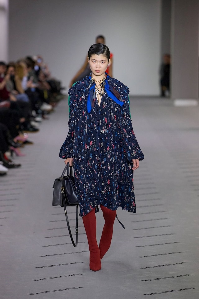 Balenciaga AW17 womenswear paris dazed 21