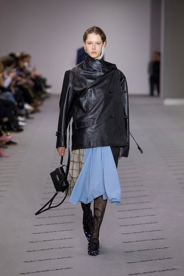 Balenciaga AW17 womenswear paris dazed 26