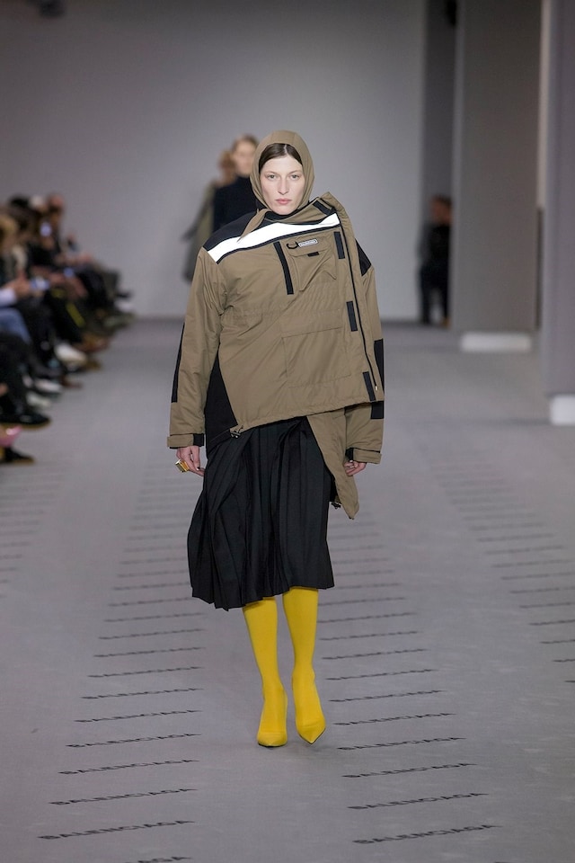 Balenciaga AW17 womenswear paris dazed 37