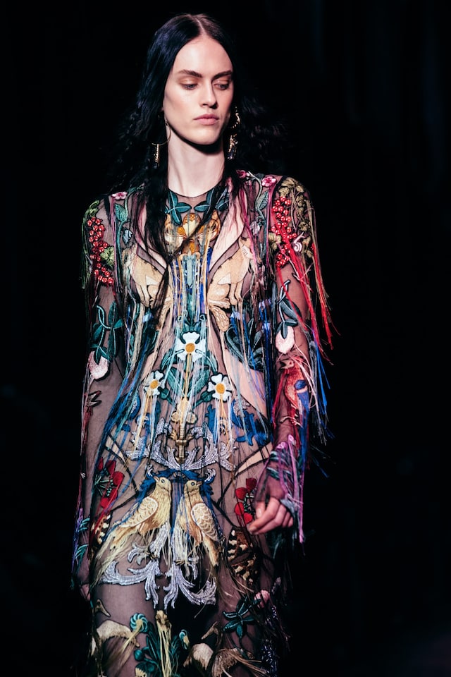 Alexander McQueen AW17 womenswear paris dazed 2