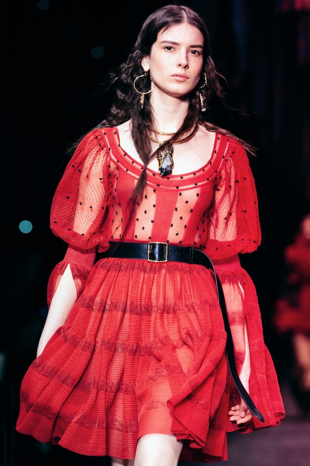 Alexander McQueen AW17 womenswear paris dazed 6