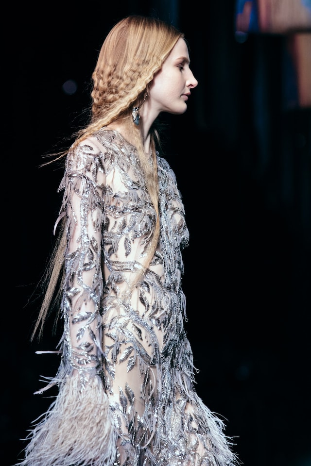 Alexander McQueen AW17 womenswear paris dazed 30