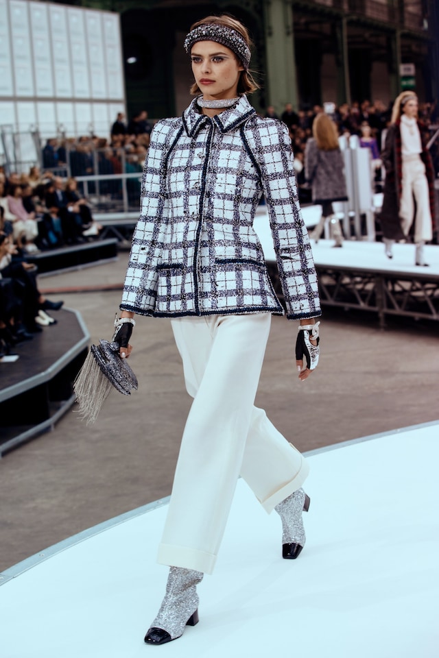 Chanel AW17 womenswear paris dazed 25