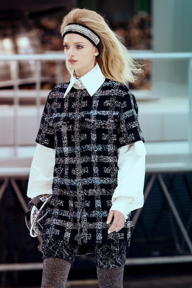 Chanel AW17 womenswear paris dazed 34
