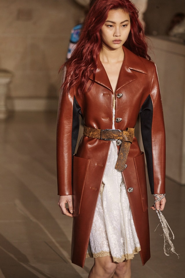 Louis Vuitton AW17 womenswear paris dazed 8