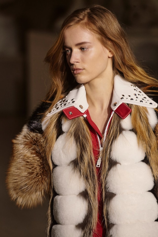 Louis Vuitton AW17 womenswear paris dazed 20
