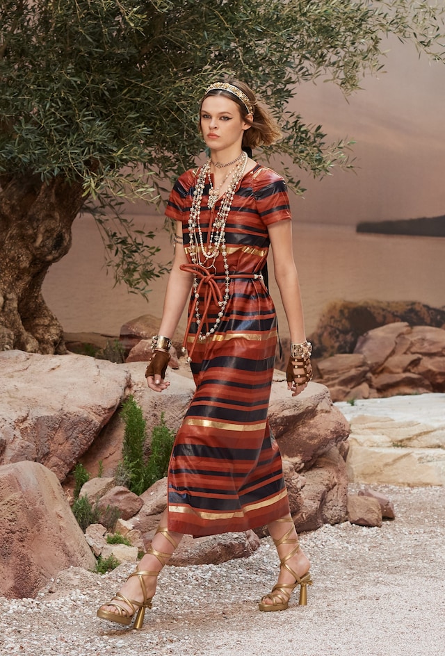 chanel cruise paris ancient greece resort 4