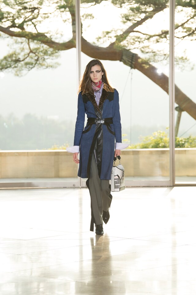louis vuitton cruise japan kyoto miho museum 4