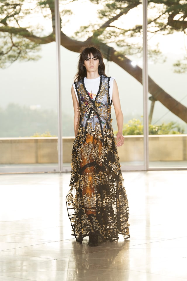 louis vuitton cruise japan kyoto miho museum 17