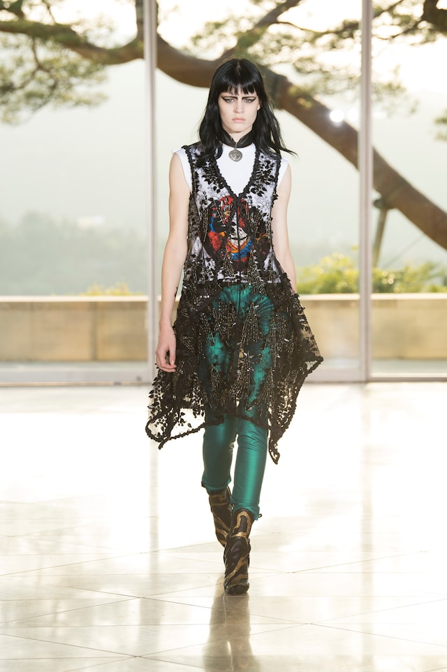louis vuitton cruise japan kyoto miho museum 20
