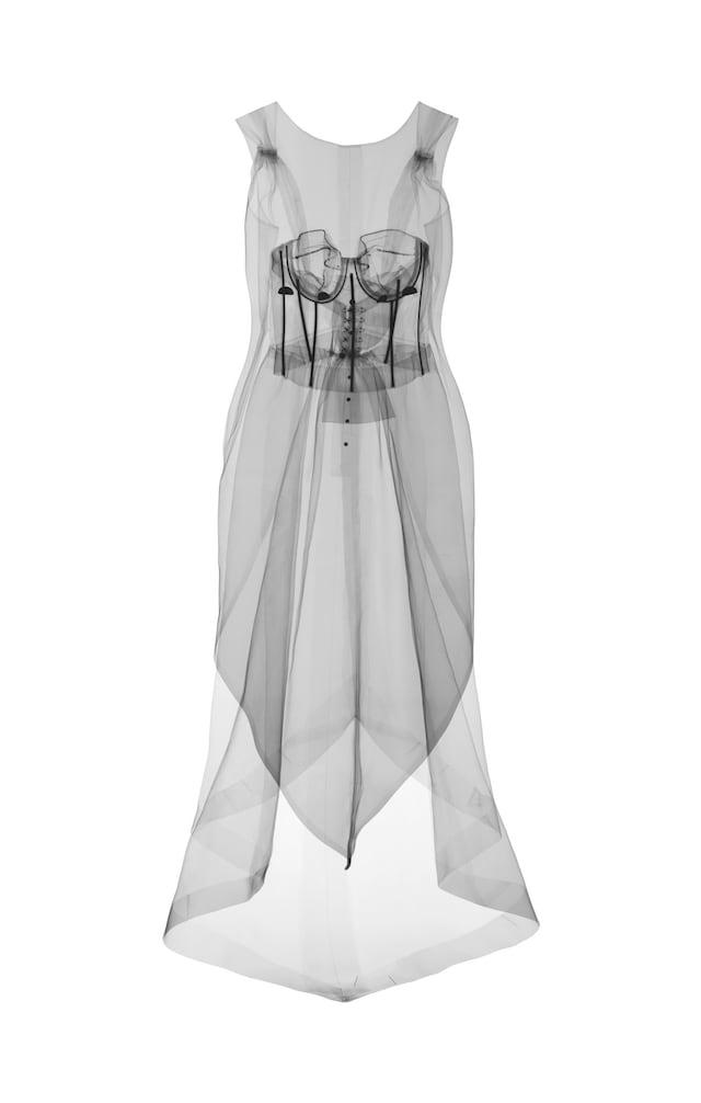 balenciaga shaping fashion cristobal v&amp;a museum exhibition 17