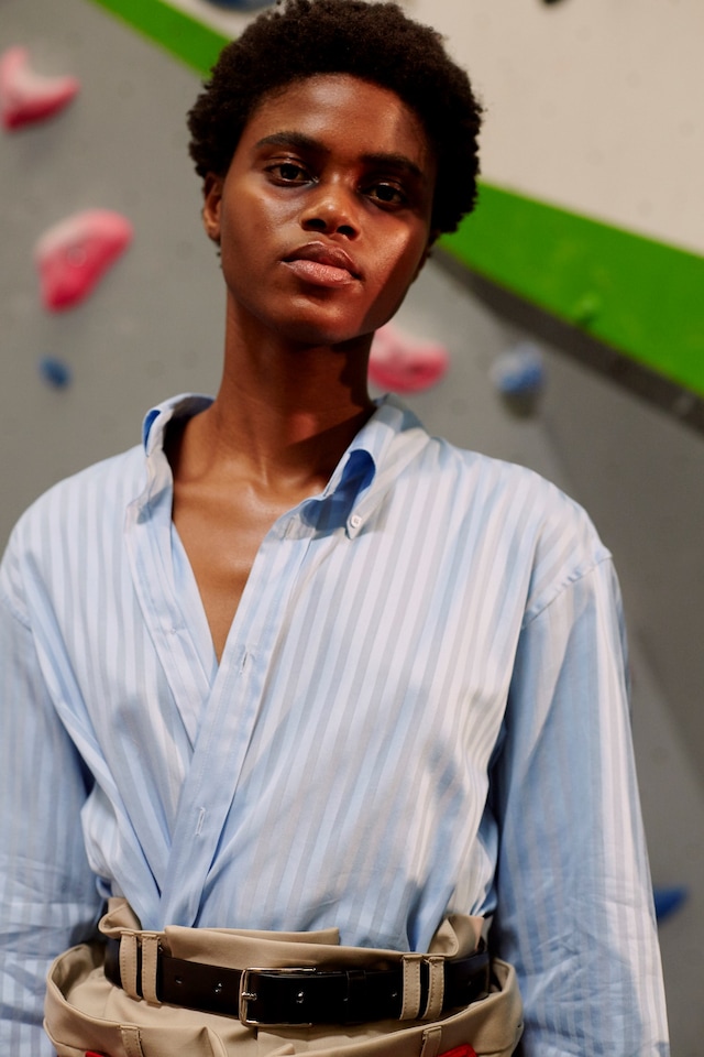 martine rose ss18 london show climbing wall 20