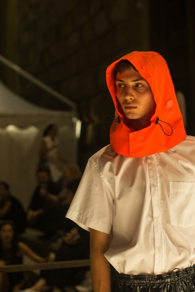 off white virgil abloh jenny holzer pitti uomo ss18 11
