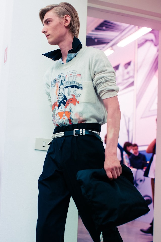 prada ss18 show milan menswear comic james jean 5