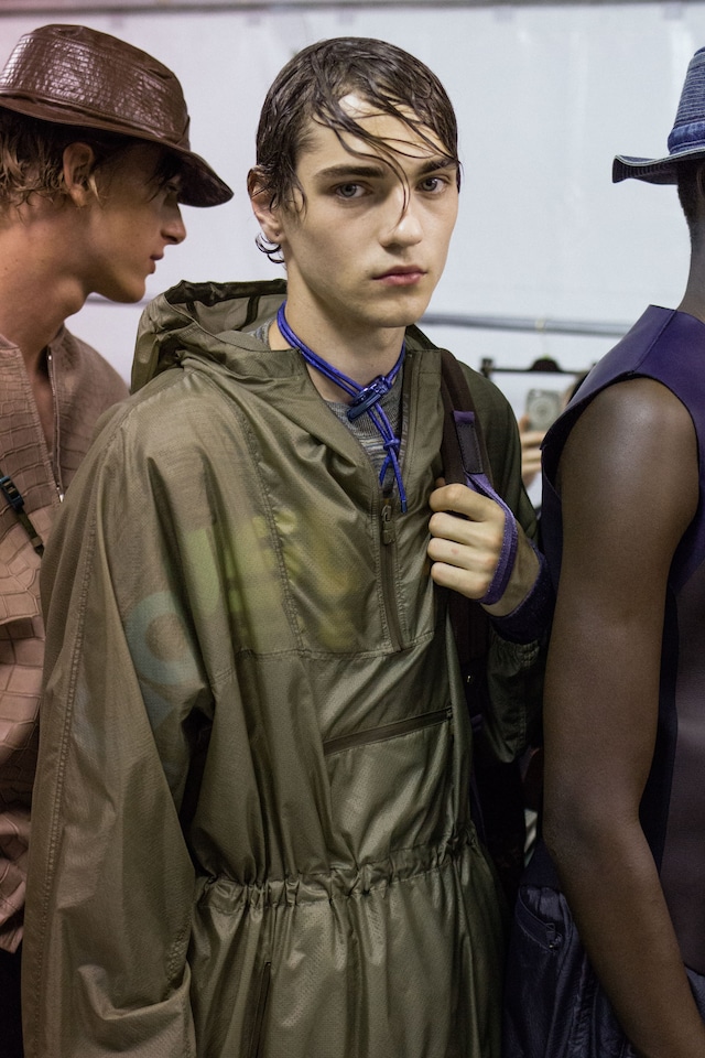 Louis Vuitton backstage ss18 menswear paris show 13