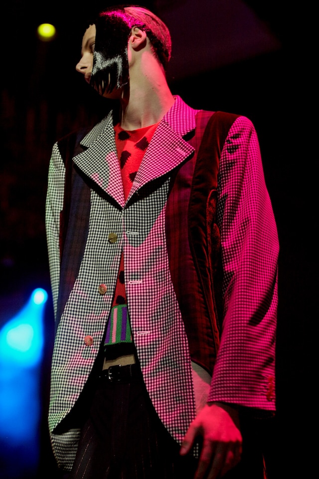 Comme des gar&#231;ons mens ss18 paris show 31