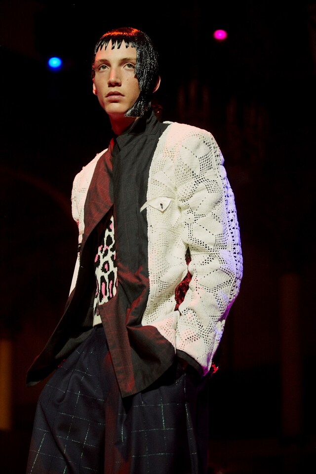 Comme des gar&#231;ons mens ss18 paris show 26