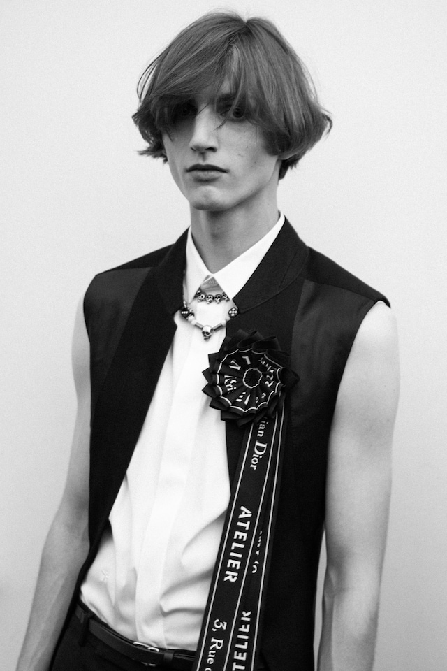 dior homme ss18 menswear paris show kris van assche 17