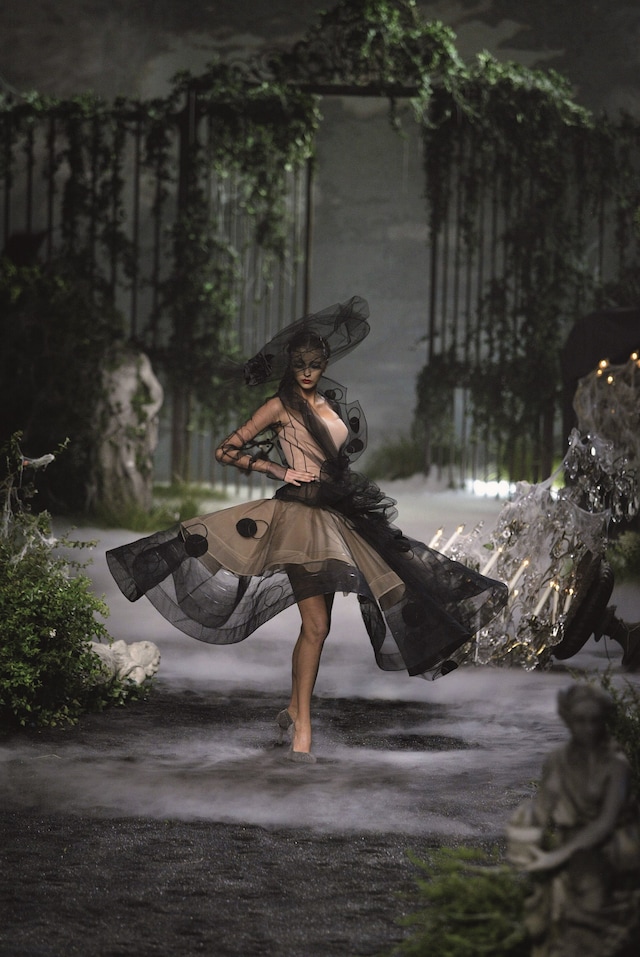 Dior Catwalk: The Complete Collections 13