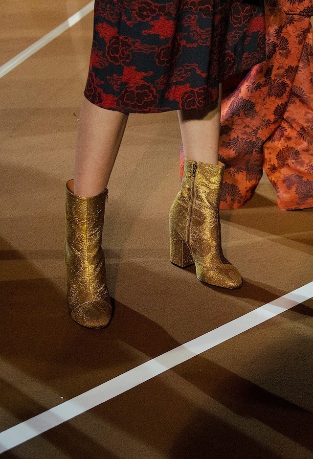 backstage photographer dries van noten fashion paris 13