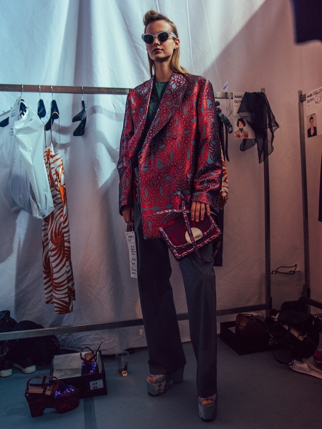 backstage photographer dries van noten fashion paris 17