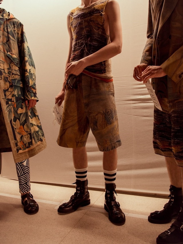 backstage photographer dries van noten fashion paris 28