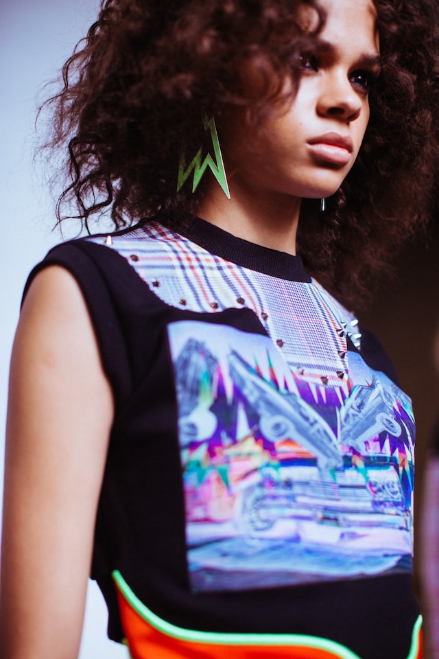 versus versace ss18 dontella csm london lfw 21