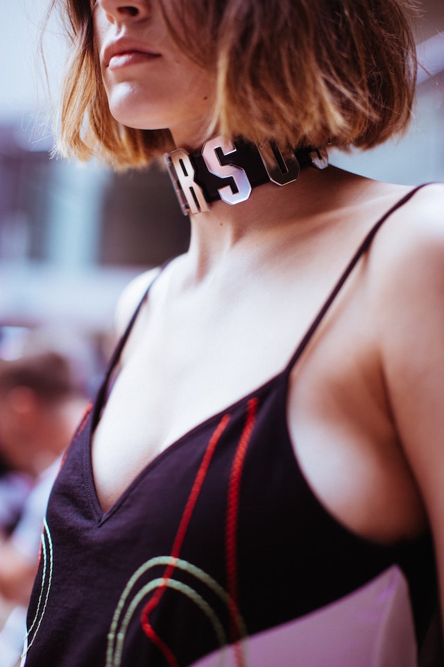 versus versace ss18 dontella csm london lfw 23
