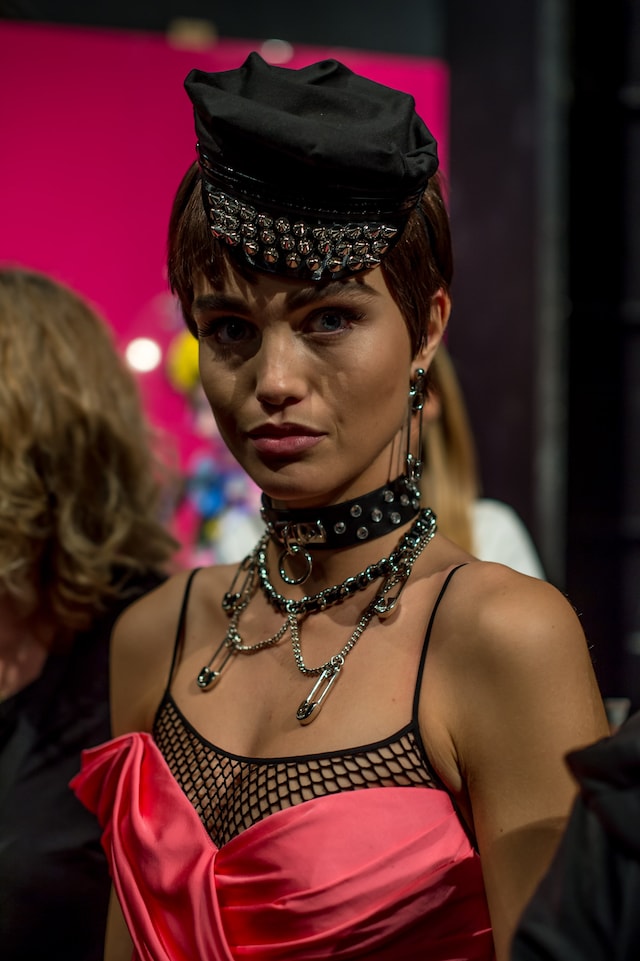Moschino SS18 mfw milan jeremy scott 12
