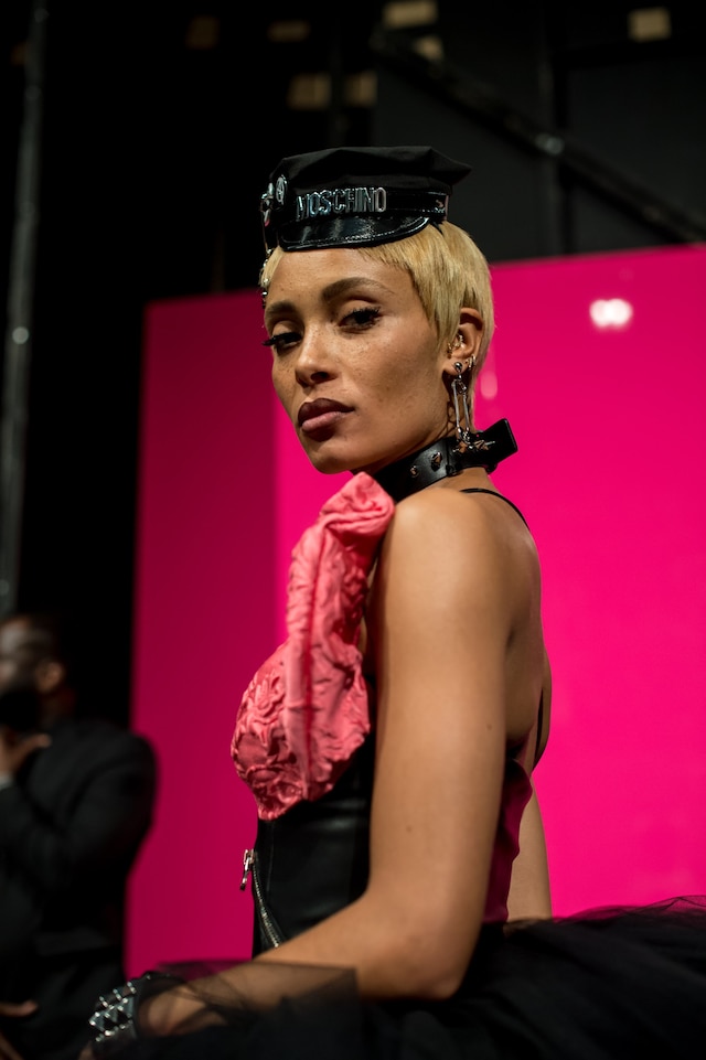 Moschino SS18 mfw milan jeremy scott 1