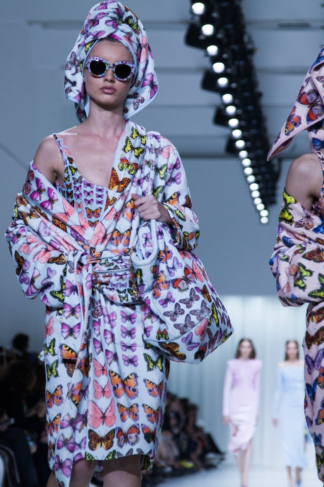 versace ss18 fashion milan mfw 12