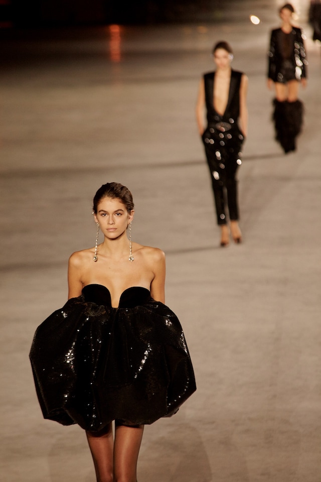 saint laurent ysl ss18 anthony vaccarello paris pfw 8