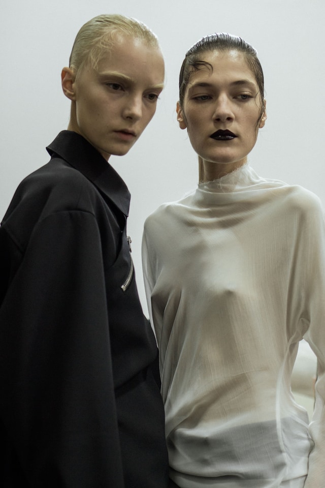 Yang Li SS18 pfw paris 1