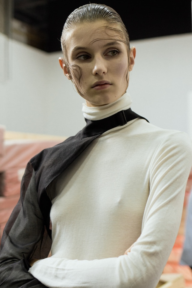 Yang Li SS18 pfw paris 5
