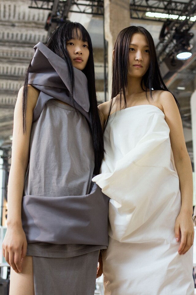 rick owens ss18 paris fashion pfw michele lamy 0